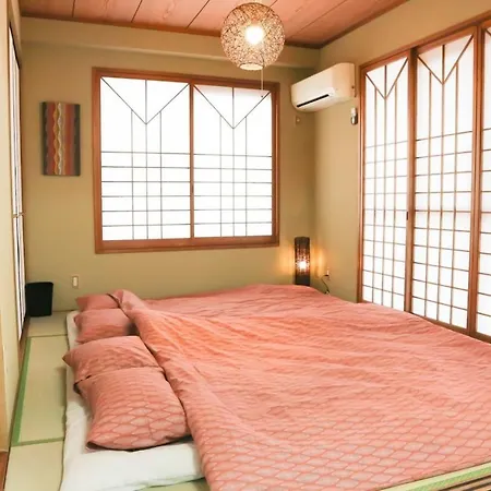 Ferienwohnung メゾンtsuha国際通り圏内 Naha Exterior foto
